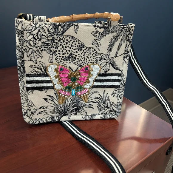 America & Beyond Forbidden Handbag Embellished Butterfly On Jacquard Fabric - Picture 2 of 8